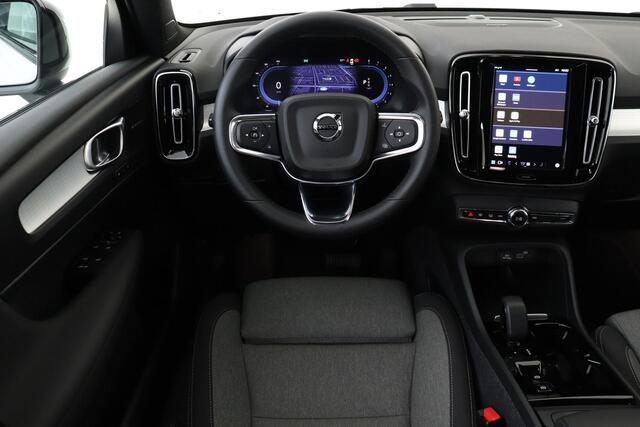 Volvo XC40 B4 (M-HYBRID) PLUS DARK -CAMERA|ADAP.CRUISE|VERW.VOORRUIT|TREKHAAK|HARMAN/KARDON|19"