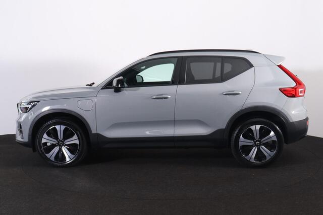 Volvo XC40 T5 Recharge Plus Dark - IntelliSafe Assist - 360º Camera - Harman/Kardon audio - Verwarmde voorstoelen & stuur - Parkeersensoren voor & achter - Elektr. bedienb. voorstoelen met geheugen links - Extra getint glas - 19' LMV