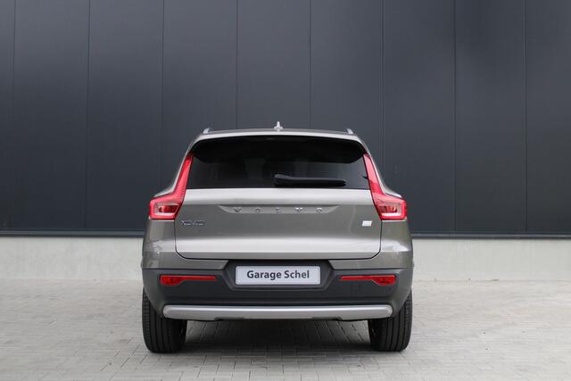 Volvo XC40 1.5 T4 Recharge Inscription - Pilot Assist - Navi - Camera - Stoel/Stuurverwarming - LED - Rijklaar
