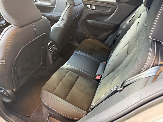 Volvo XC40 1.5 T4 Plug-in hybrid Core Bright ** Leder/Alcantara ** Camera ** 19inch