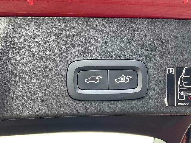 Volvo XC40 1.5 T4 Recharge Inscription Expression PHEV Nav/Cruise Carplay Elek.Klep Plug-in!