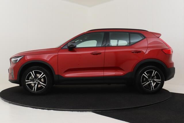 Volvo XC40 B4 (M-HYBRID) PLUS DARK -CAMERA|ADAP.CRUISE|VERW.VOORRUIT|TREKHAAK|HARMAN/KARDON