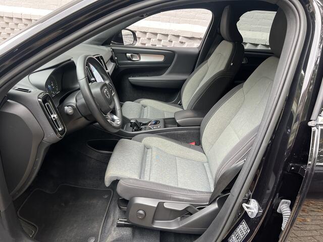 Volvo XC40 1.5 T4 Recharge Core Bright Trekhaak Navigatiesysteem