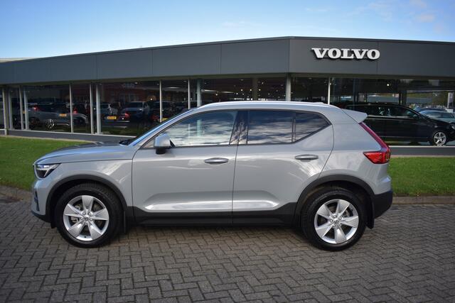 Volvo XC40 B4 211PK Automaat Core ACC | Trekhaak | Blis | All season | Camera | Stoelverwarming | Stuurverwarming