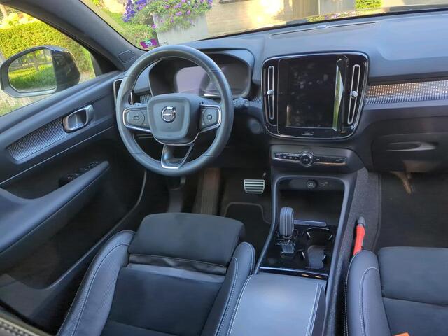 Volvo XC40 Recharge P8 AWD R-Design NL-AUTO | GOOGLE AUTOMOTIVE | 408 PK