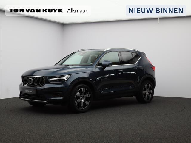 Volvo XC40 T5 247PK AWD Inscription / Panoramisch Dak / Trekhaak / 360gr Camera / Elek. Verstelbare Stoelen / BLIS / Keyless / All Season Banden /