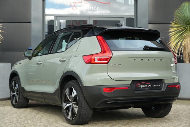 Volvo XC40 Recharge P8 AWD R-Design 408pk Navigatie/Stoelverwarming/Camera