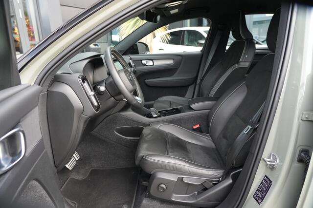 Volvo XC40 Recharge P8 AWD R-Design 408pk Navigatie/Stoelverwarming/Camera