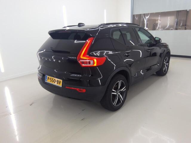 Volvo XC40 1.5 T2 R-Design Camera