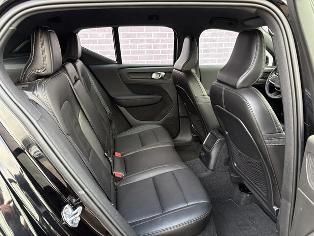 Volvo XC40 1.5 T5 Twin Engine Inscription | 360 cam | 19"licht metalen velgen | Lederen bekleding | Memory | elektrisch verstelbare stoelen | stoel verwarming | Harman Kardon | Bliss | Adaptieve cruise control |