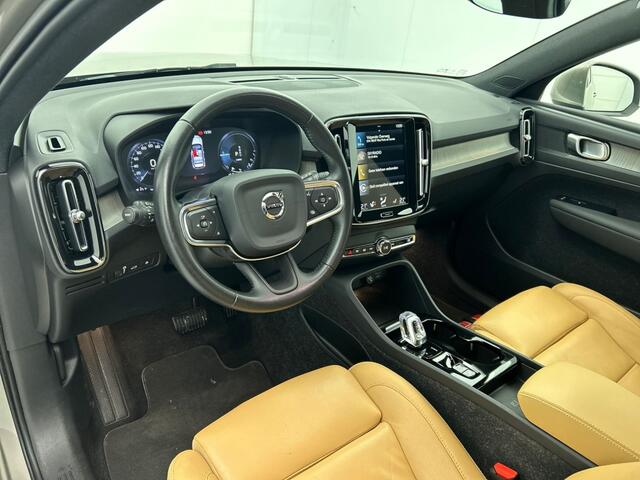 Volvo XC40 1.5 T4 Recharge Inscription | Leder | Blis | Navigatie | Sensore