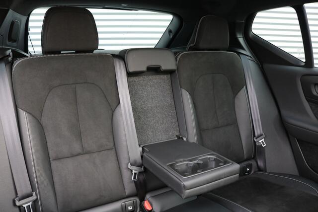 Volvo XC40 2.0 T5 AWD R-Design 248PK (Panoramadak Sportleder/Memory Navi 360Camera HarmanKardon Trekhaak Full-Led 20InchLMV PrIvacyGlass Pdc V+A)