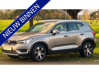 volvo-xc40-2.0-t4-awd-inscription-2