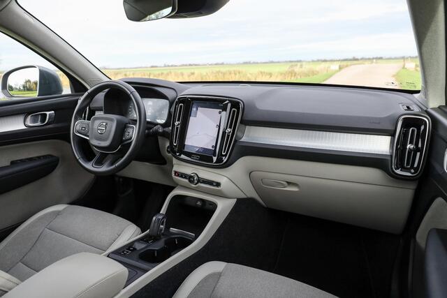 Volvo XC40 2.0 T4 190 pk Aut-8 ? LED ? Camera ? Navi