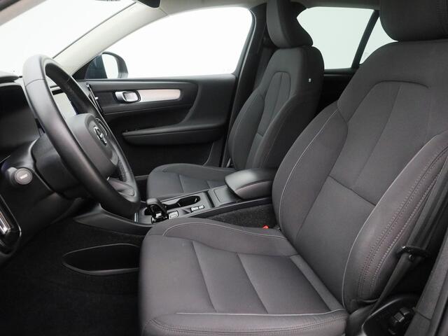 Volvo XC40 1.5 T2 Automaat Momentum Pro | KEYLESS | TREKHAAK