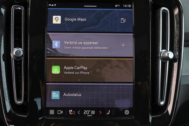 Volvo XC40 B3 Core - IntelliSafe Assist & Surround - 360º Camera - Verwarmde voorstoelen & stuur - Parkeersensoren voor & achter - Elektr. bedienb. voorstoelen met geheugen links - Draadloze tel. lader - Extra getint glas - 19' LMV