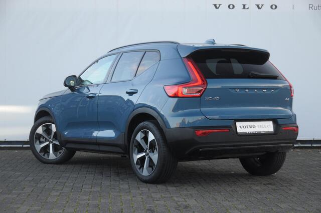 Volvo XC40 212PK Automaat B4 Plus Dark Elektrische stoelen met geheugen/ Harman kardon audio/ BLIS/ Stoelverwarming/ Stuurverwarming/ Achteruitrijcamera