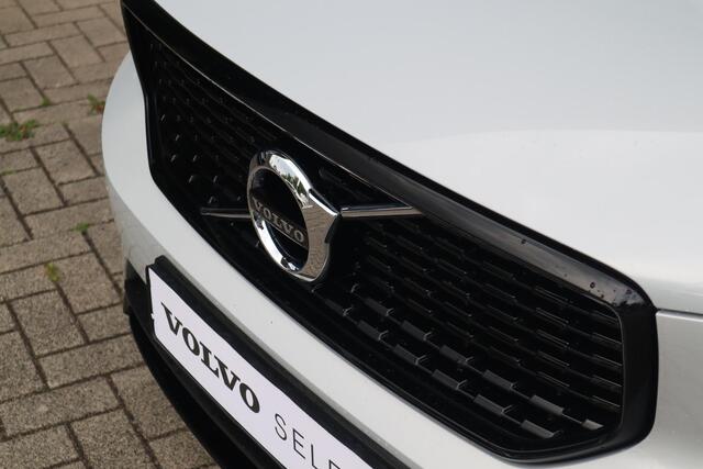 Volvo XC40 1.5 T4 Recharge R-Design | Trekhaak |