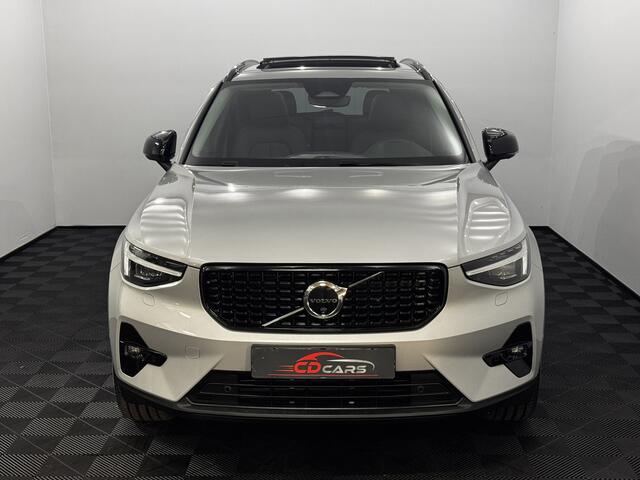 Volvo XC40 B2 2.0 B4 AWD Plus Dark Leder, Pano, 360 Camera, Navi, Winterpakket, Harman/kardon, Cruise control adaptief, Keyless start