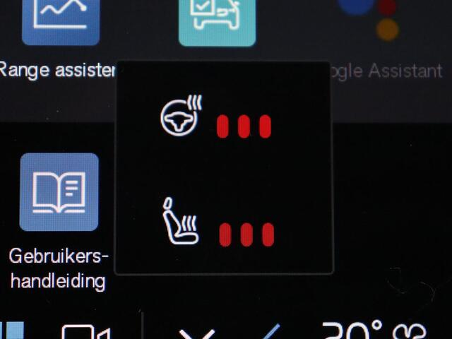 Volvo XC40 Recharge P8 AWD R Design | Trekhaak | Stoel & stuurverwarming | Camera | Carplay | Leder/Alcantara | Adaptive cruise | Keyless | Full LED | 19'' lichtmetalen velgen