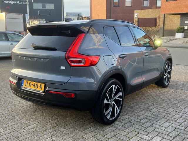 Volvo XC40 1.5 T5 Recharge 262 pk R-Design Panodak Trekhaak Vol Leder ACC Pilot Assist 20 Inch Velgen Elek.Stoel Full Led Blis Standkachel Carplay Plug in Hybride Vol Opties !