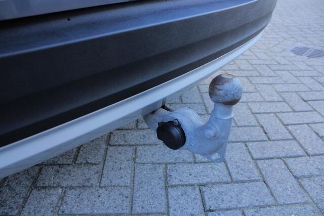 Volvo XC40 1.5 T4 Recharge Inscription Expression |trekhaak|leder|elektrische achterklep|goed onderhouden|