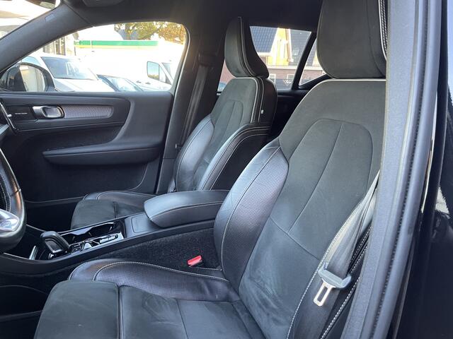 Volvo XC40 2.0 T4 R-Design Harman Kardon , Navi , Camera