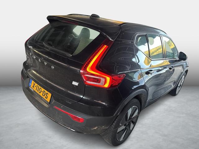 Volvo XC40 Single Motor Extended Range Plus 82 kWh | Adaptive cruise control | Stoel- en stuurwielverwarming | Draadloze telefoonlader | Dode hoek detectie BLIS | Warmtepomp | Keyless | Navigatie | Apple Carplay / Android Auto |