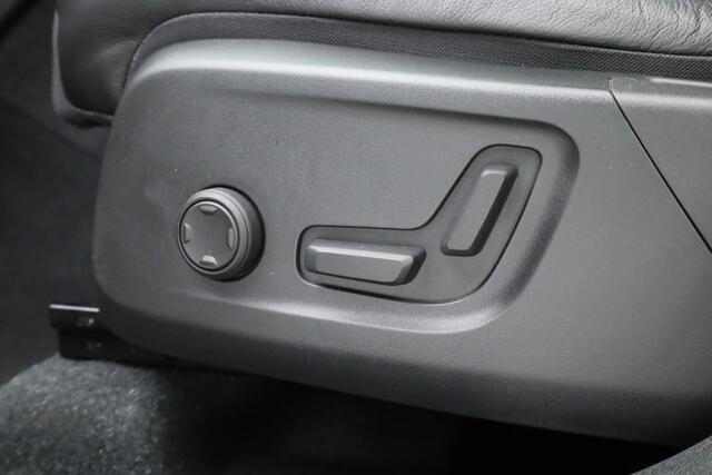 Volvo XC40 T5 Plug-in hybrid Plus Bright | Pilot Assist | Harman Kardon | Leder | 20'' | Camera | Stoel- Stuurverw.