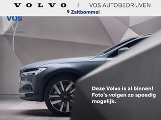 volvo-xc40-2.0-b4-plus-dark--trekh