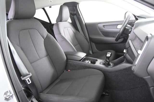 Volvo XC40 1.5 T2 Momentum *1ste Eigenaar*Navigatie*DAB*Parkassist*