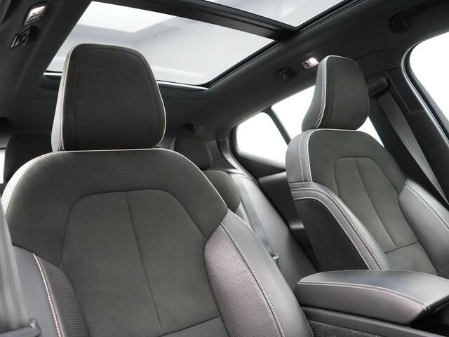 Volvo XC40 T5 Recharge R-Design Plug In Hybrid 262pk Dealer O.H PHEV | Panodak | Camera | Harman & Kardon | Alcantara Sportstoelen Memory & Verwarmd | Apple Carplay | Blis | Adaptive LED | Navigatie | Virtual | DAB |