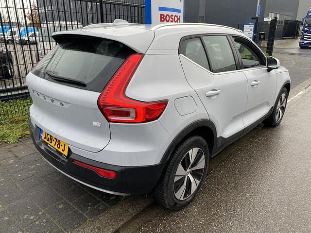 Volvo XC40 1.5 T5 Recharge aut. Business Pro met o.a. LED, navi, CarPlay, camera, etc.
