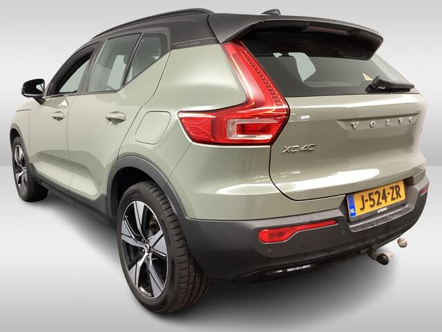 Volvo XC40 Recharge P8 AWD R-Design / Trekhaak / Panoramadak / Camera / Keyless / Harman Kardon / 19'' / Half leder / Stuur+Stoelverwarming / DAB / Dodehoek / ACC