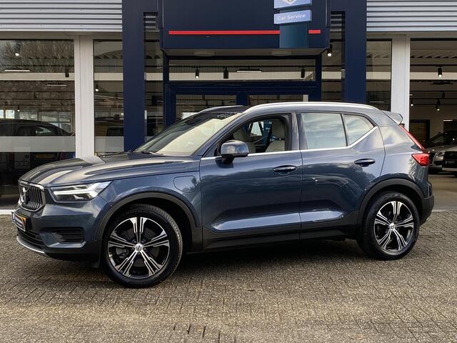 Volvo XC40 1.5 T5 Twin Engine Inscription / Automaat / NL-Auto / Vol-Leder / Dealer-Onderhouden / Pilot-Assist / Open-Panodak / Elektr.-Uitklapbare Trekhaak / Stoel-/Stuurverwarming / Adaptieve Cruise-Control Stop&Go / Climate-Control / Keyless / LED / Dodehoek-Dete