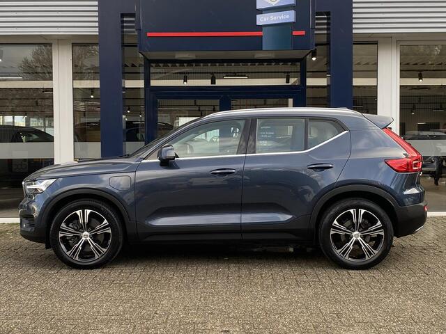 Volvo XC40 1.5 T5 Twin Engine Inscription / Automaat / NL-Auto / Vol-Leder / Dealer-Onderhouden / Pilot-Assist / Open-Panodak / Elektr.-Uitklapbare Trekhaak / Stoel-/Stuurverwarming / Adaptieve Cruise-Control Stop&Go / Climate-Control / Keyless / LED / Dodehoek-Dete