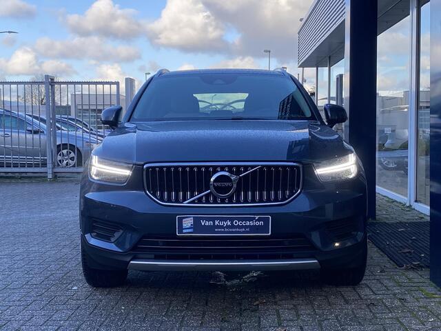 Volvo XC40 1.5 T5 Twin Engine Inscription / Automaat / NL-Auto / Vol-Leder / Dealer-Onderhouden / Pilot-Assist / Open-Panodak / Elektr.-Uitklapbare Trekhaak / Stoel-/Stuurverwarming / Adaptieve Cruise-Control Stop&Go / Climate-Control / Keyless / LED / Dodehoek-Dete