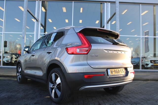Volvo XC40 T2 Automaat Momentum Business | Trekhaak | Adapt. Cruise | Verw. Stoel & stuurwiel | Camera | DAB