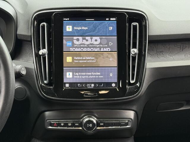 Volvo XC40 Recharge Core 70 kWh (SoH 94,6%) Trekhaak | Winterpack | Camera | Navigatie | Dealer Onderhouden