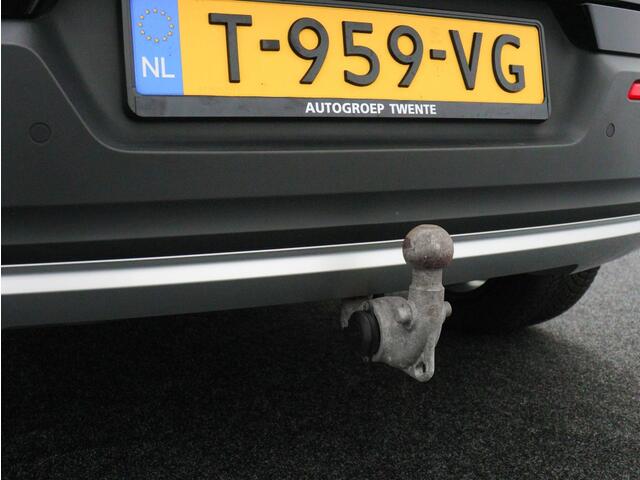 Volvo XC40 1.5 T5 Recharge Inscription | Elek. trekhaak | El. lederen stoel