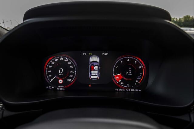 Volvo XC40 2.0 T4 AWD R-Design | Pano | Harman Kardon | E-Trekhaak