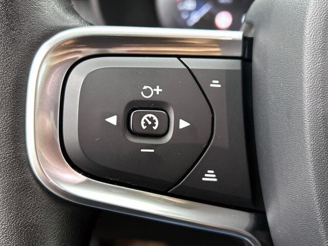 Volvo XC40 1.5 T3 Momentum Pro