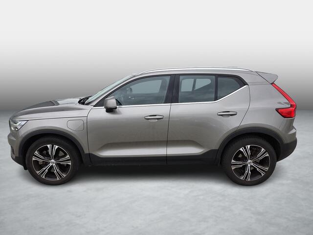 Volvo XC40 Recharge T5 Inscription | Trekhaak | Adaptive cruise control | Lederen bekleding | 360 camera | Stoel- en stuurwielverwarming | Elektrische stoelverstelling | Harman Kardon audio |