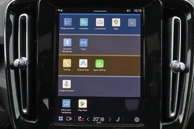 Volvo XC40 Recharge Twin Plus 82 kWh - IntelliSafe Assist & Surround - Parkeercamera achter - Verwarmde voorstoelen & stuur - Parkeersensoren voor & achter - Draadloze tel. lader - Warmtepomp - Extra getint glas - Elektr. inklapbare trekhaak - 19' LMV