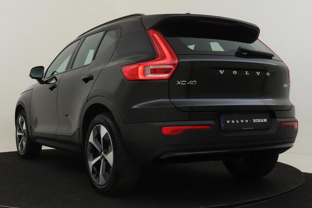 Volvo XC40 B4 (M-HYBRID) PLUS DARK -CAMERA|ADAP.CRUISE|VERW.VOORRUIT|TREKHAAK|HARMAN/KARDON|19"
