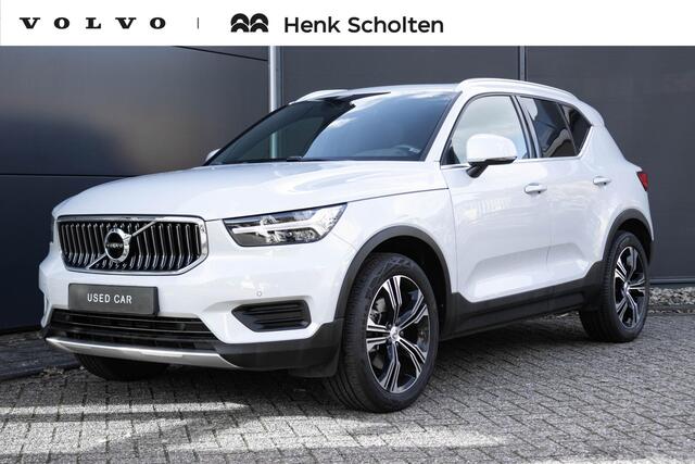 Volvo XC40 2.0 T4 Inscription | Panoramisch Schuif-Kantel dak | Rear Parking Camera | Adaptive Cruise Controle | Extra donker glas achter !