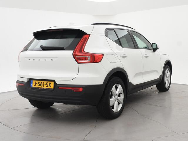 Volvo XC40 1.5 T2 AUTOMAAT + WEGKL. TREKHAAK | APPLE CARPLAY | CAMERA | DIGITALE COCKPIT | LED