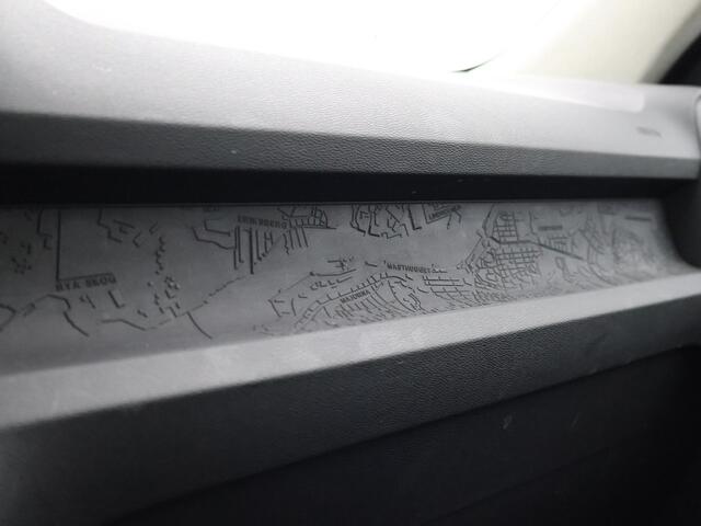 Volvo XC40 1.5 T2 AUTOMAAT + WEGKL. TREKHAAK | APPLE CARPLAY | CAMERA | DIGITALE COCKPIT | LED