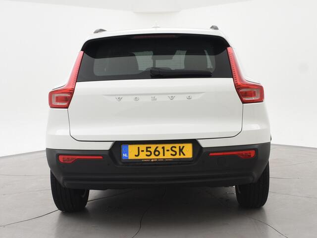Volvo XC40 1.5 T2 AUTOMAAT + WEGKL. TREKHAAK | APPLE CARPLAY | CAMERA | DIGITALE COCKPIT | LED