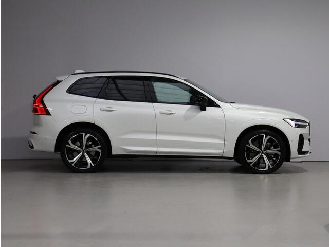 Volvo XC60 T6 AWD Plug-in hybrid Ultra Dark / Stoel+stuur+achterbankverwarming / Contourstoelen / Privacy glass / Elektr. bed. stoelen